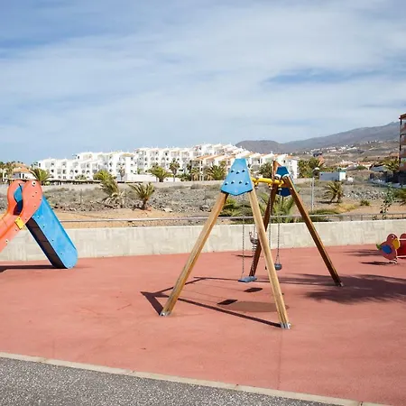 Tropical Views By Sunkeyrents Daire *