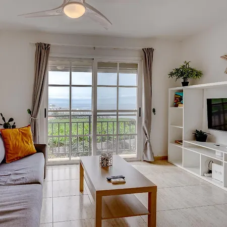 Tropical Views By Sunkeyrents Apartment *