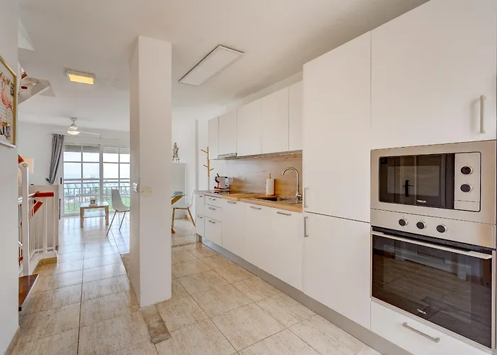 Tropical Views By Sunkeyrents 아파트 *