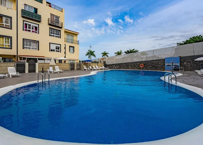 아파트 Tropical Views By Sunkeyrents 칼라오살바헤