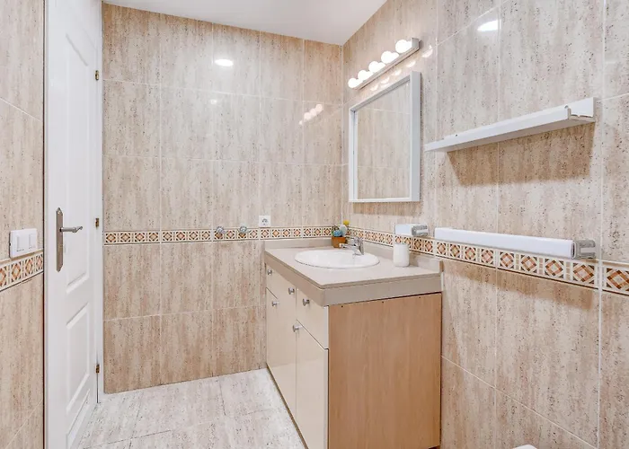 Tropical Views By Sunkeyrents *